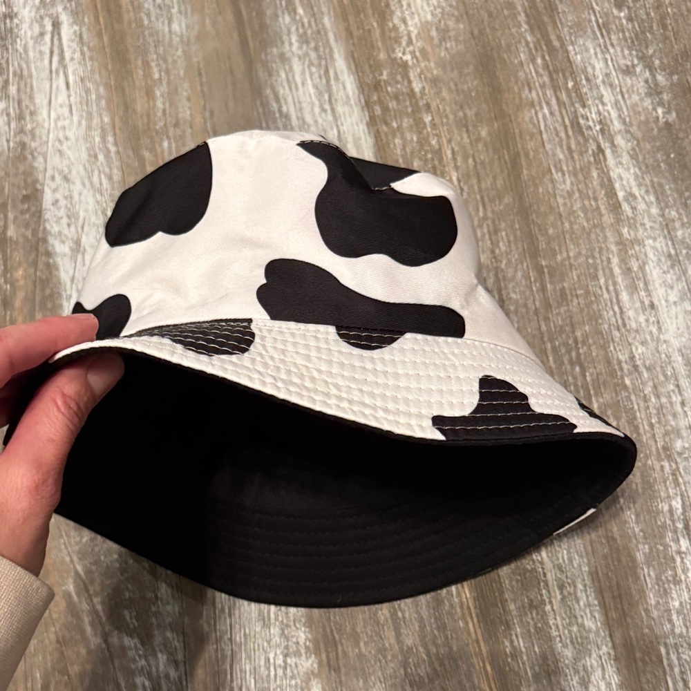 Black and White Cow Print Bucket Hat - Picture 3 of 3